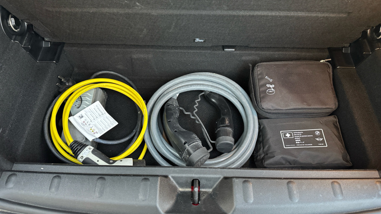 MINI Hatchback 135kW Cooper S Level 3 33kWh 3dr Auto Electric Hatchback